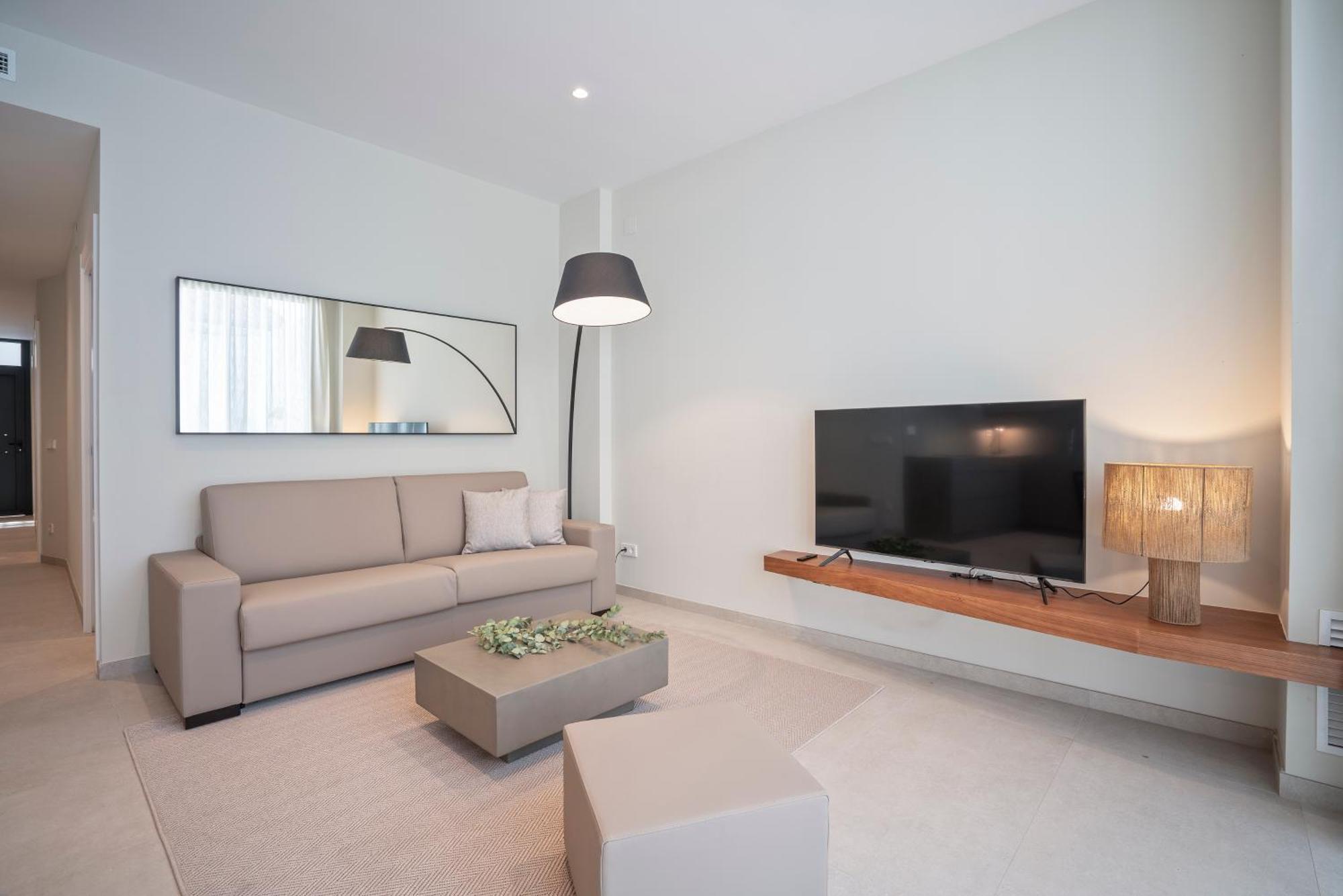 Sitges Spaces Garden Condo-2 Bedrooms, 2 Bathrooms, Garden Terrace, Near Center, Sleeps Up To 6- Monthly Rentals Only Ngoại thất bức ảnh
