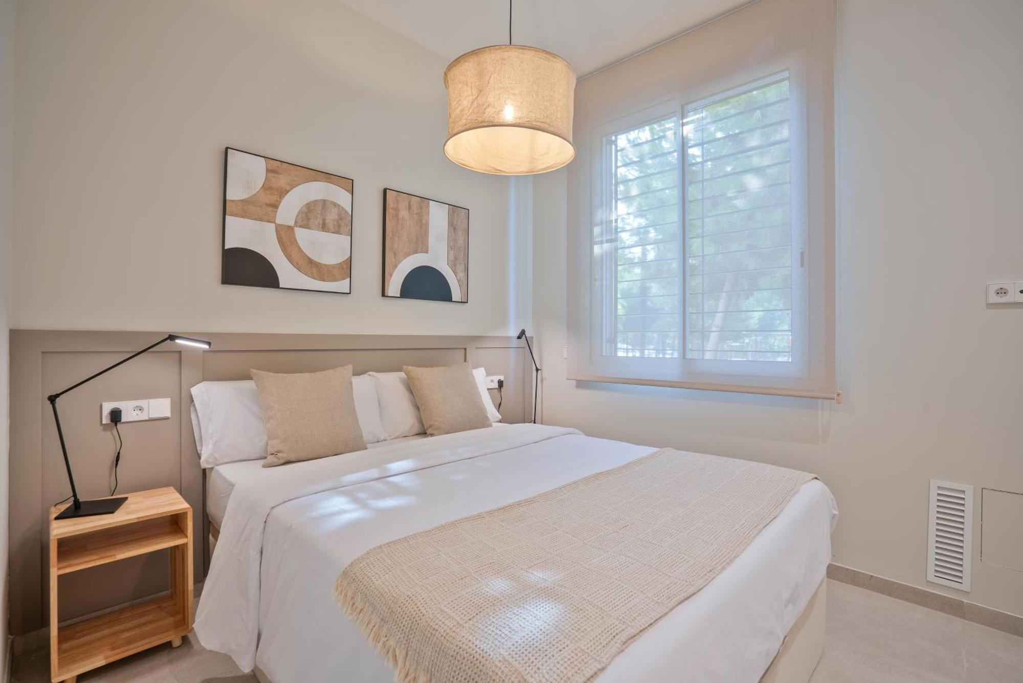 Sitges Spaces Garden Condo-2 Bedrooms, 2 Bathrooms, Garden Terrace, Near Center, Sleeps Up To 6- Monthly Rentals Only Ngoại thất bức ảnh